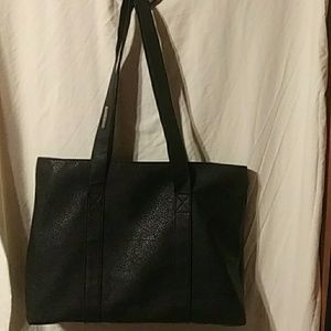 Large black unlisted tote bag